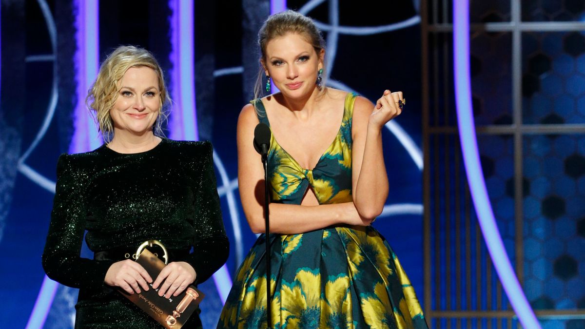 Taylor Swift Presenting With Amy Poehler At The Golden