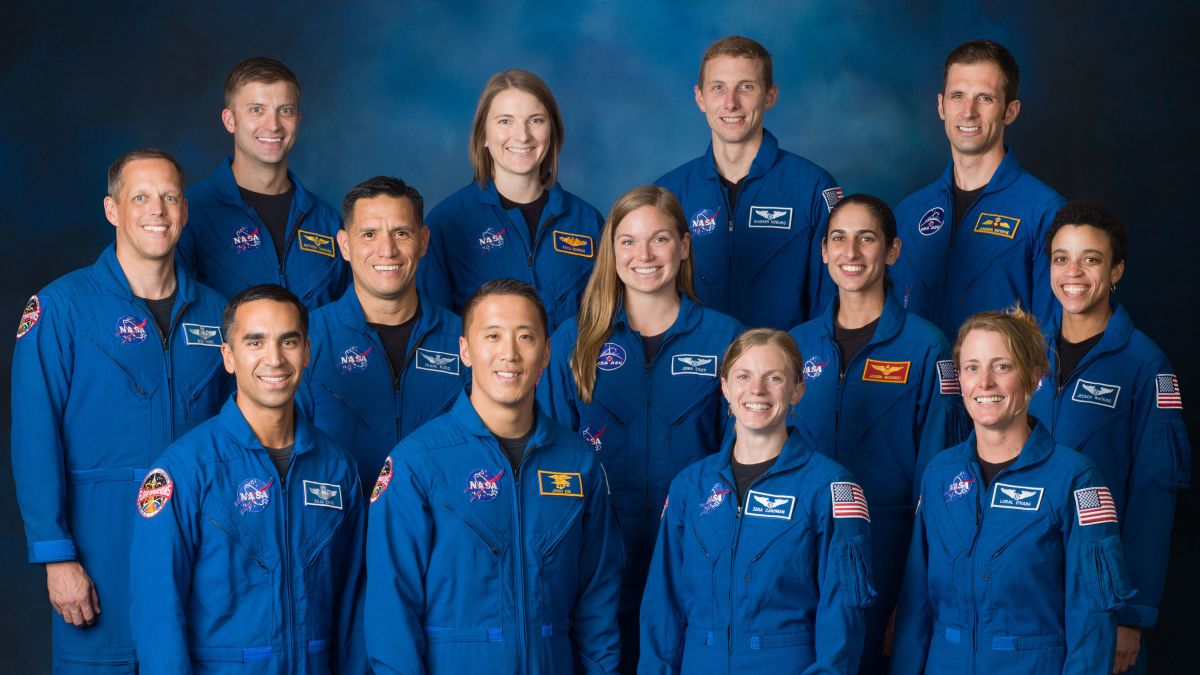 Nasa S First Class Of Artemis Program Astronauts Graduate Cnn