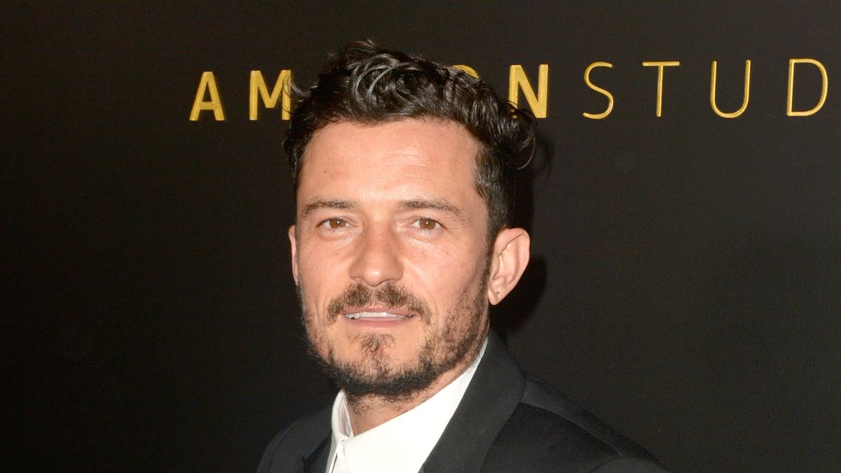Orlando Bloom Needs Your Help To Find His Dog Cnn