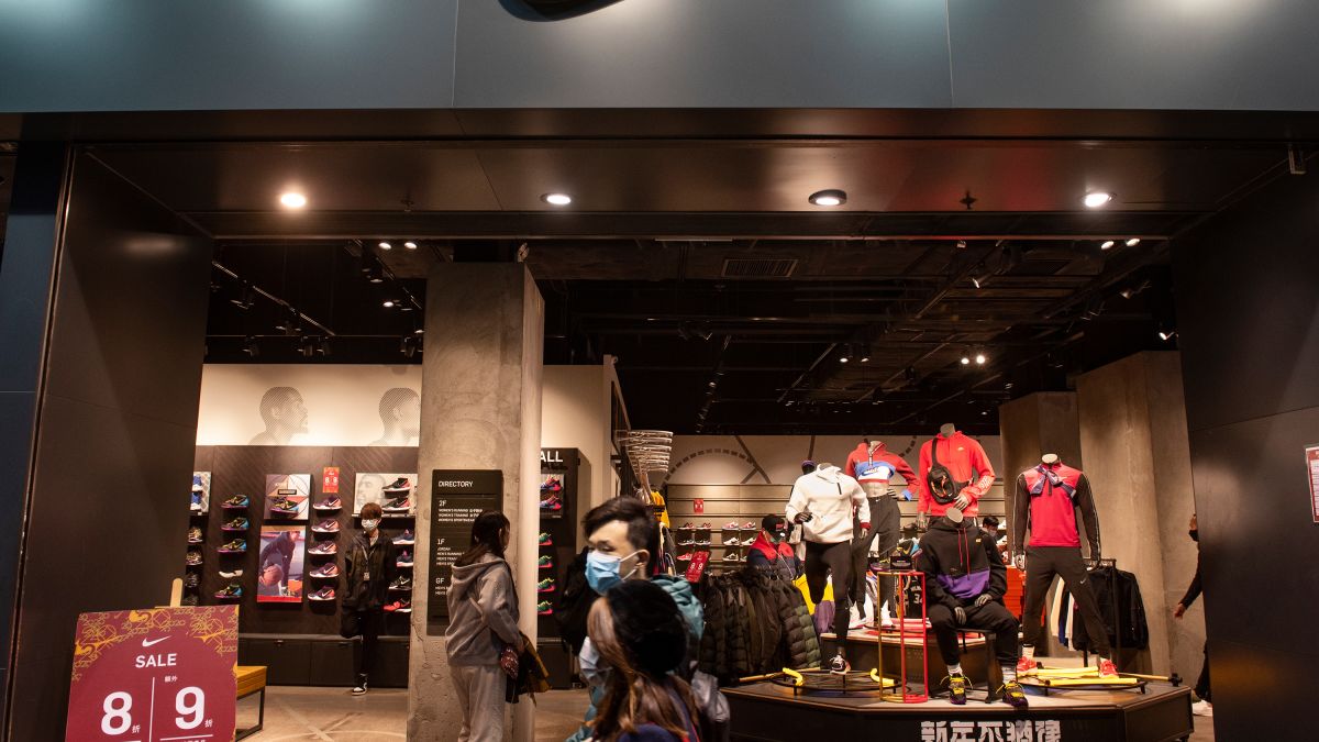 nike store franchise cost