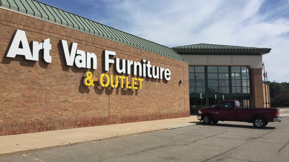 Art Van Furniture Closing Its Stores Cnn