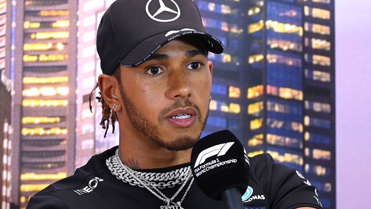 Lewis Hamilton Says It Is Shocking Australian Gp Is Going Ahead As Mclaren Pulls Out Cnn