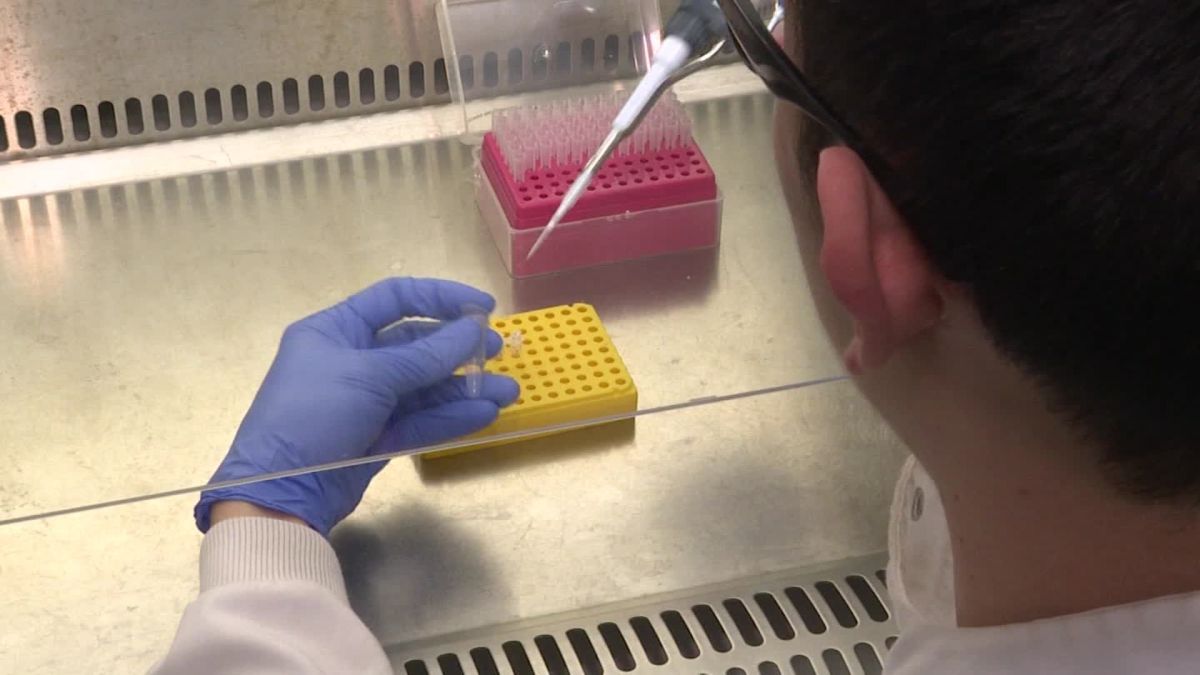 Inside Oxford Lab Developing 30 Minute Coronavirus Test Cnn Video