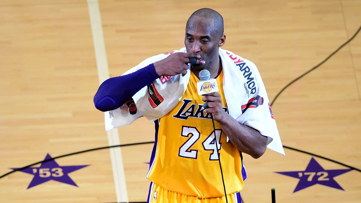 A towel Kobe Bryant wore during his farewell speech sold at an ...