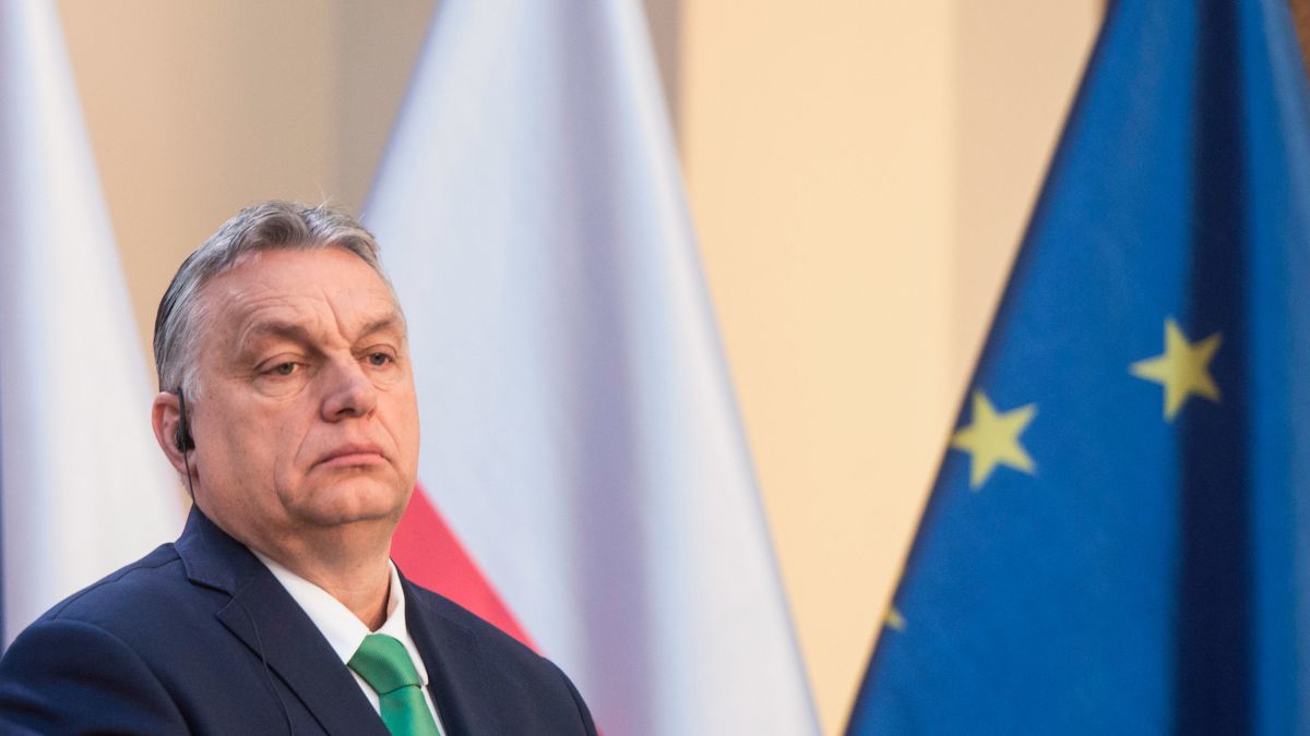 Hungary bans people from legally changing gender