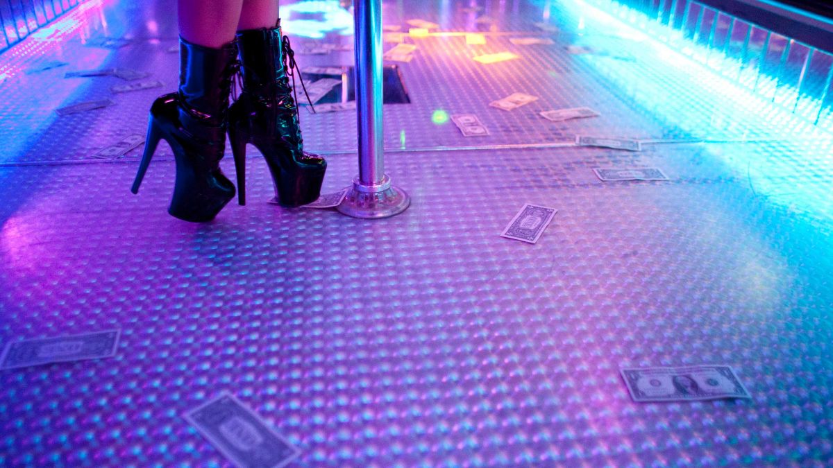 Psychology of strip clubs