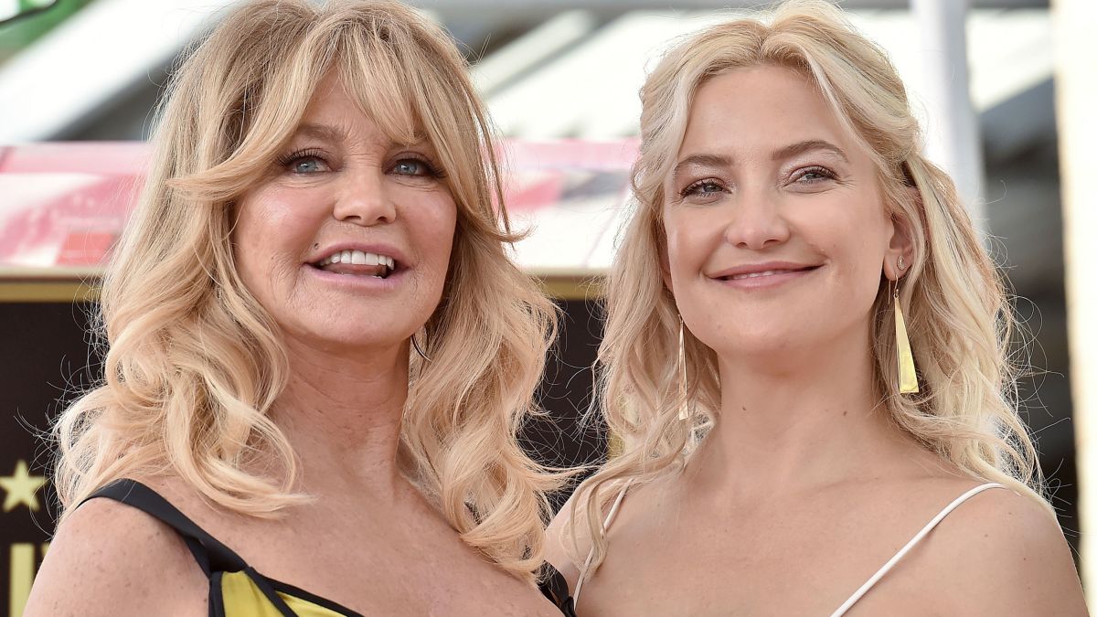 Goldie Hawn, Kate Hudson, baby make history on People - CNN