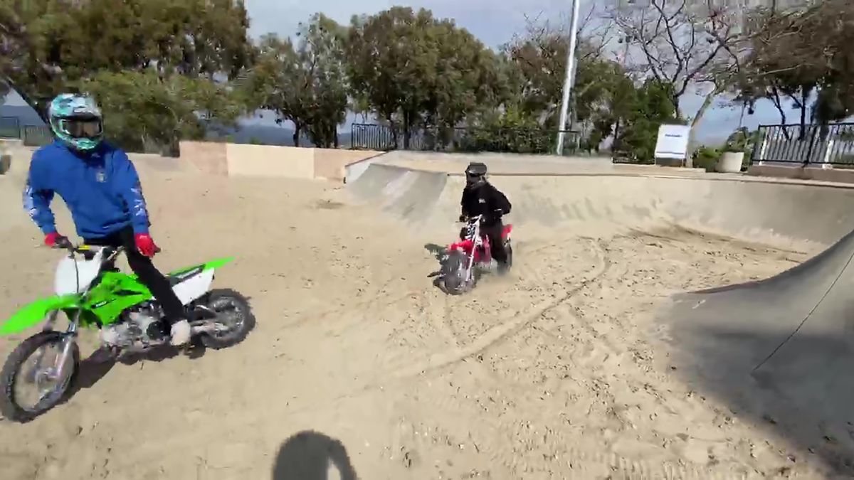 Inferieur balans Evolueren A California city filled its skate park with sand to deter skateboarders.  Then the dirt bikes showed up. | CNN