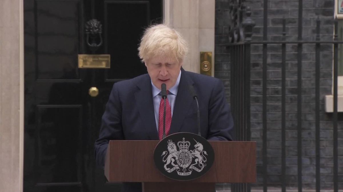 Boris Johnson Lifting Uk Lockdown Early Would Risk A Second Major Outbreak Cnn Video