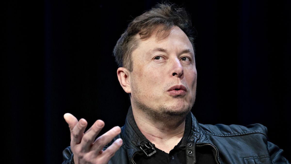 Elon Musk rails against stay-at-home orders while tweeting debunked and controversial coronavirus claims | CNN Business