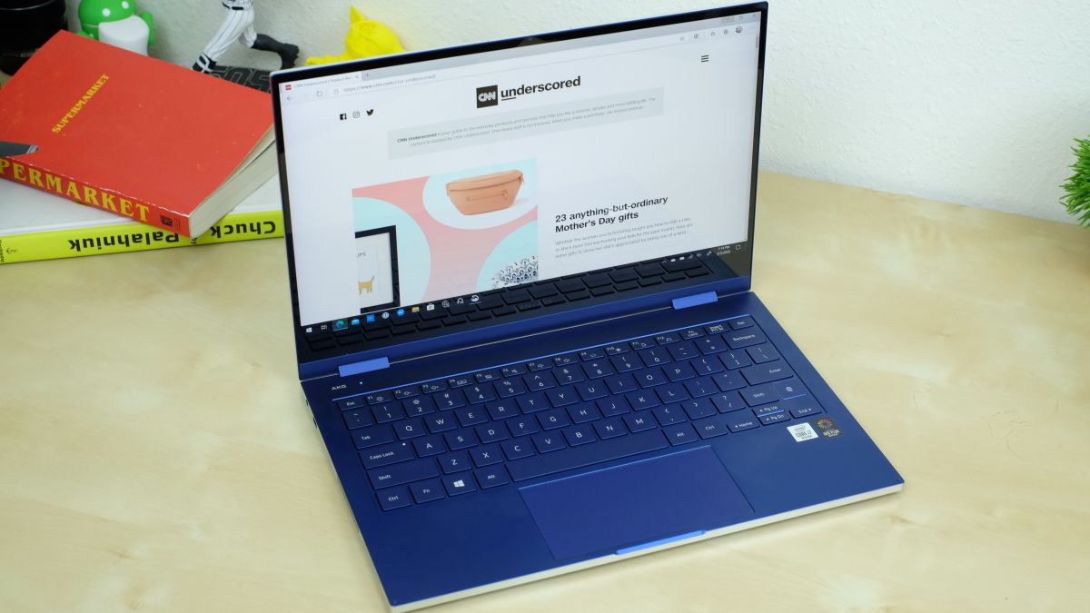 Galaxy Book Flex Review Samsung S Smartphone Chops Come To Windows 10 Cnn Underscored - how to get money fast in roblox galaxy