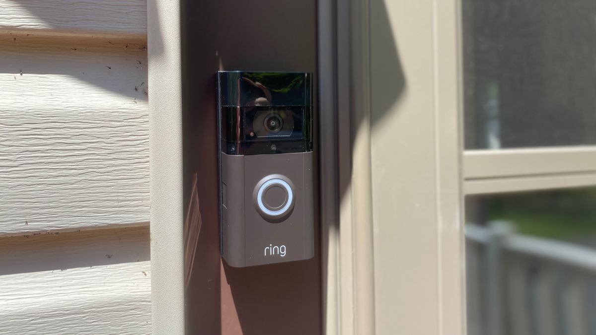 ring doorbell on the side wall