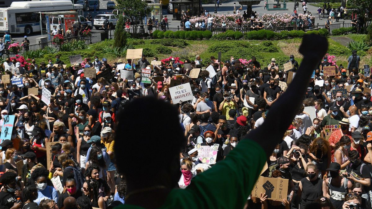 Riot Games' LCS broadcast observes moment of silence for Black Lives Matter  - ESPN