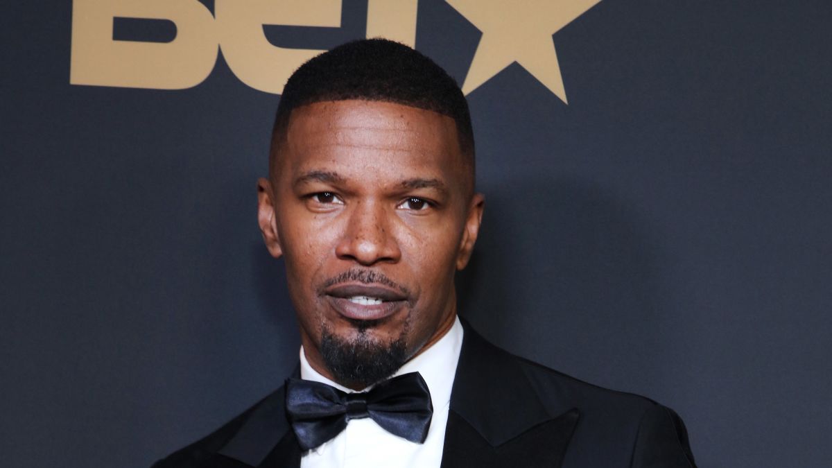 Jamie Foxx confirms he'll play Mike Tyson in upcoming biopic ...