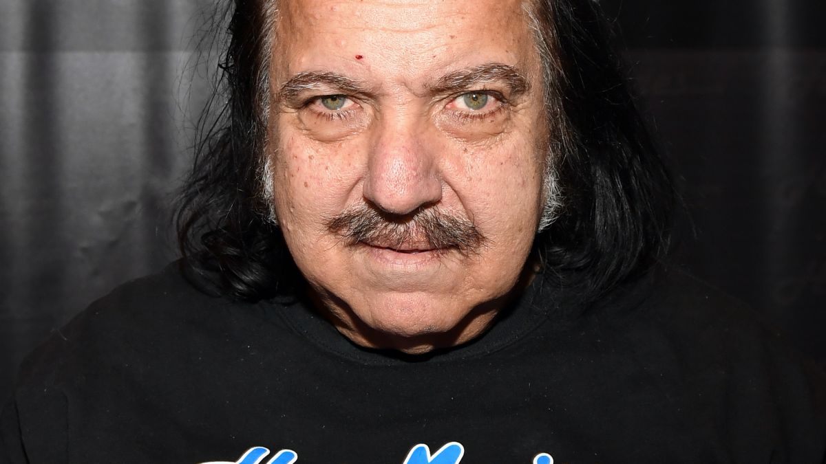 Teen Raped Face - Porn star Ron Jeremy faces 20 more sexual assault charges | CNN