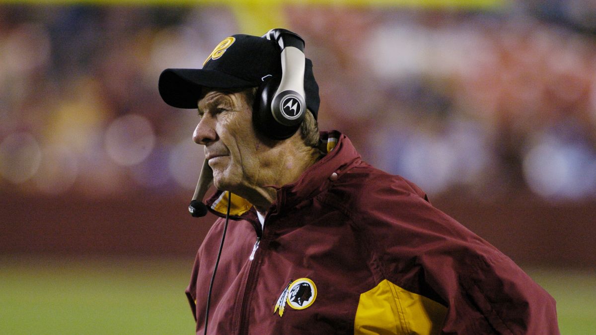 Former Washington Redskins coach Joe Bugel dies at 80 | CNN