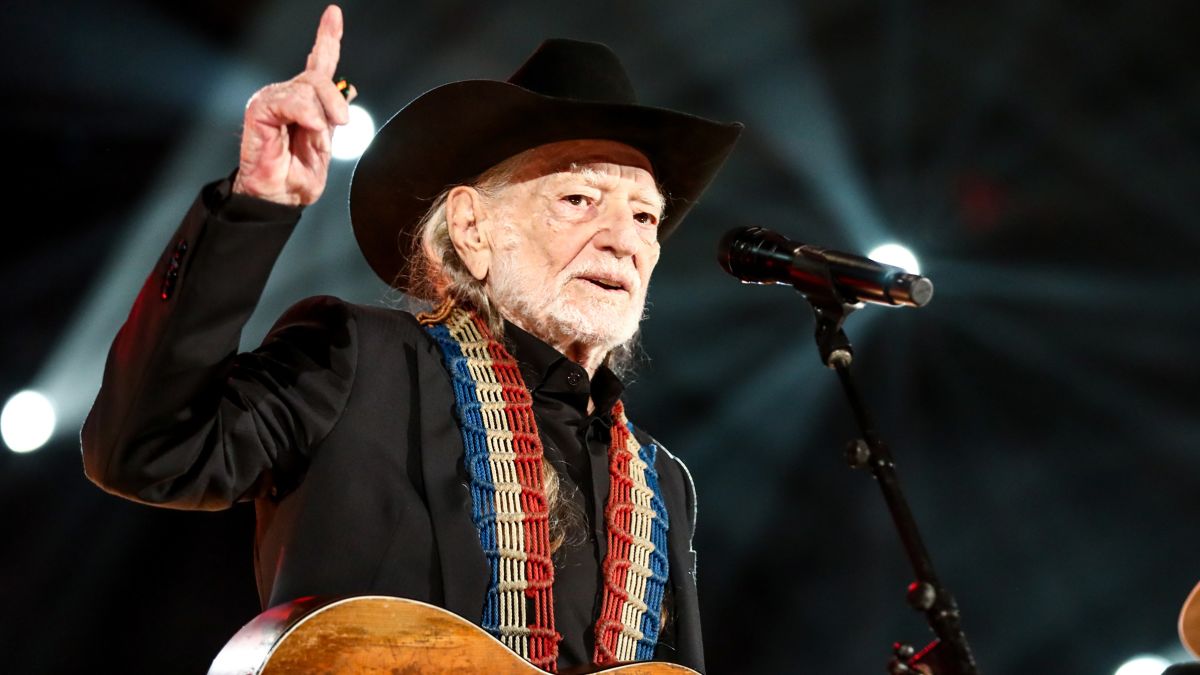 Willie Nelson's new album is all about family | CNN