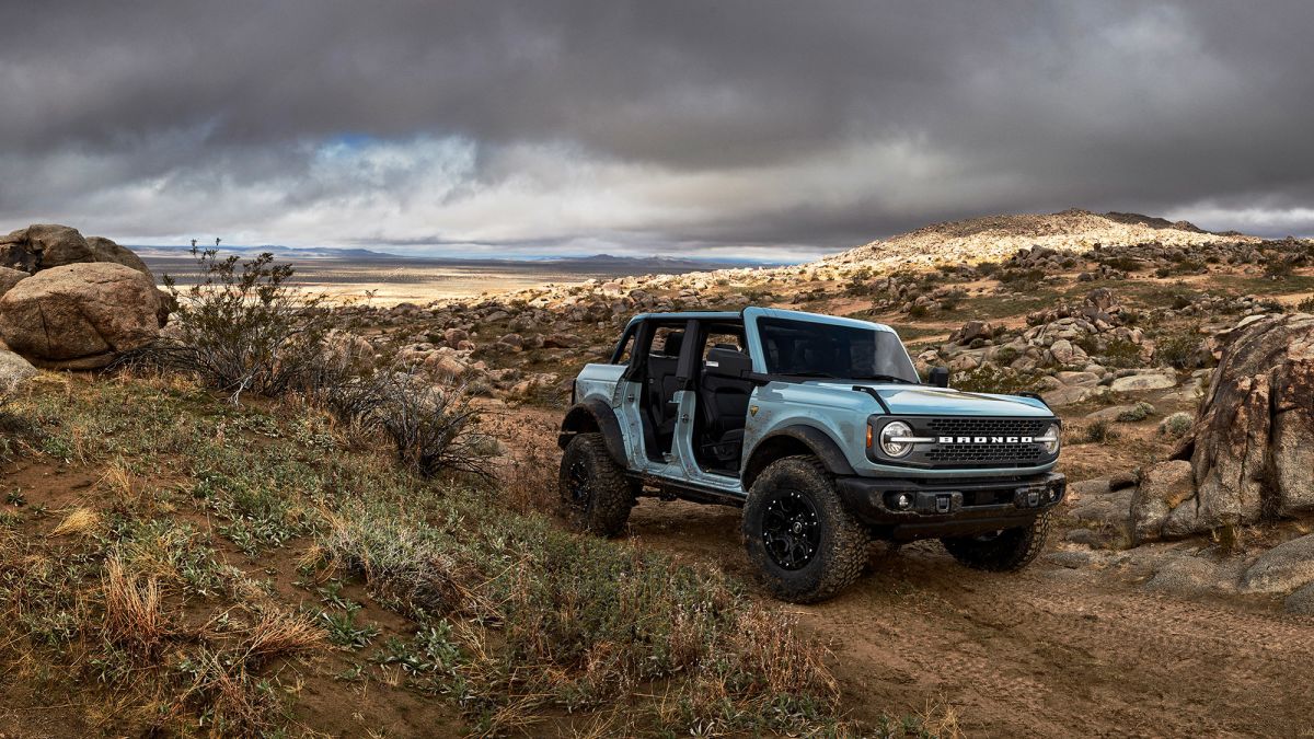 2021 ford bronco reveal new suvs boast of jeep beating off road abilities cnn 2021 ford bronco reveal new suvs boast