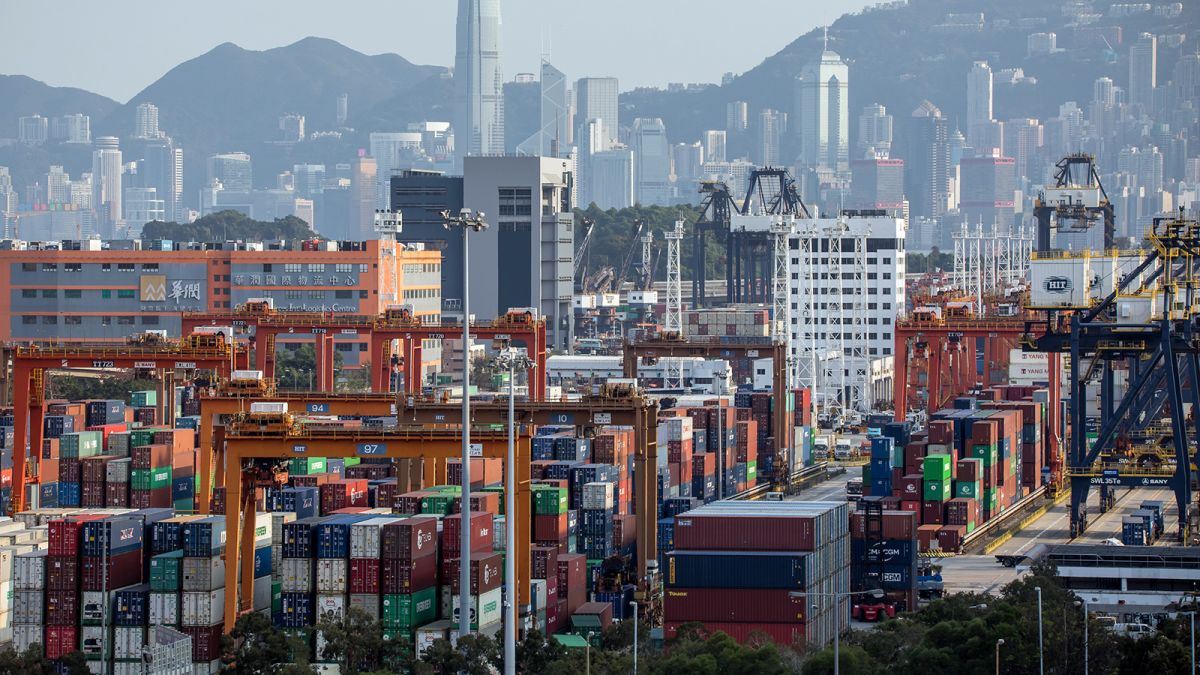 The Us Is Treating Hong Kong As Mainland China Business Is Starting To Do The Same Cnn