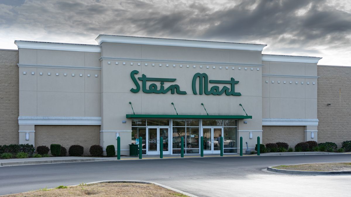 Read Report: Stein Mart's closing added 10 million square feet of vacancy  in 2020 - Retail Strategies