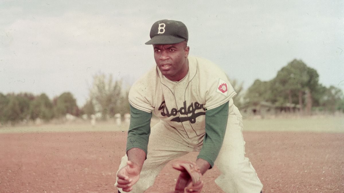 Park removes name of police chief who once booted Jackie Robinson