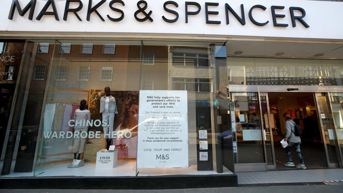 Marks And Spencer Announces 7000 Job Cuts, Vows To 'Never Be