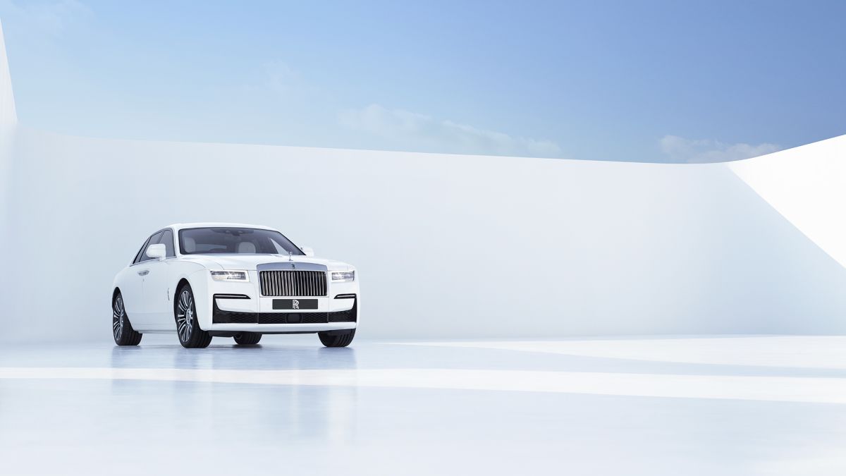Rolls-Royce Unveils the World's Most Expensive SUV