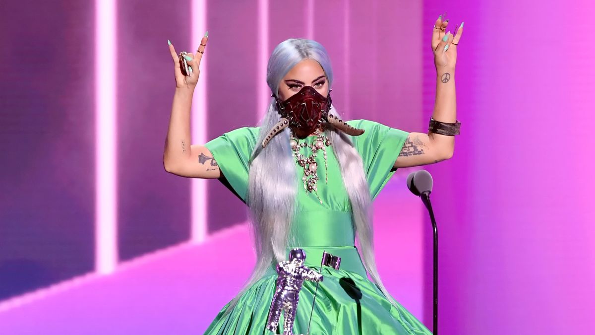 Lady Gaga S Masks Were The Real Winner Of The Mtv Vmas Cnn