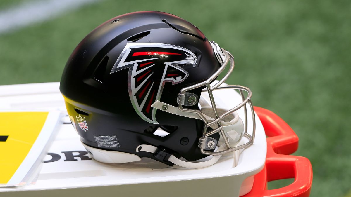 Atlanta Falcons Shut Down Facility Following Positive Covid 19 Test Cnn