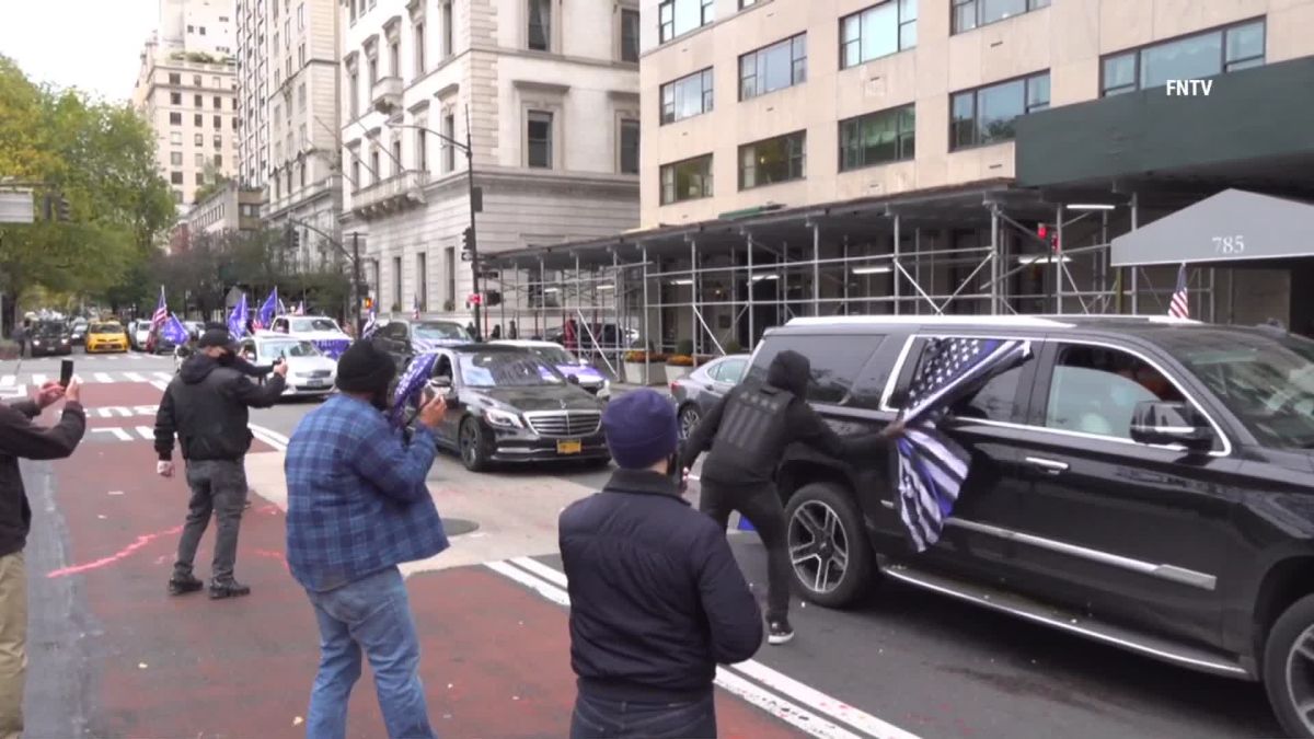 Jews For Trump Supporters And Counterprotesters Clash During A Demonstration In Nyc Cnn