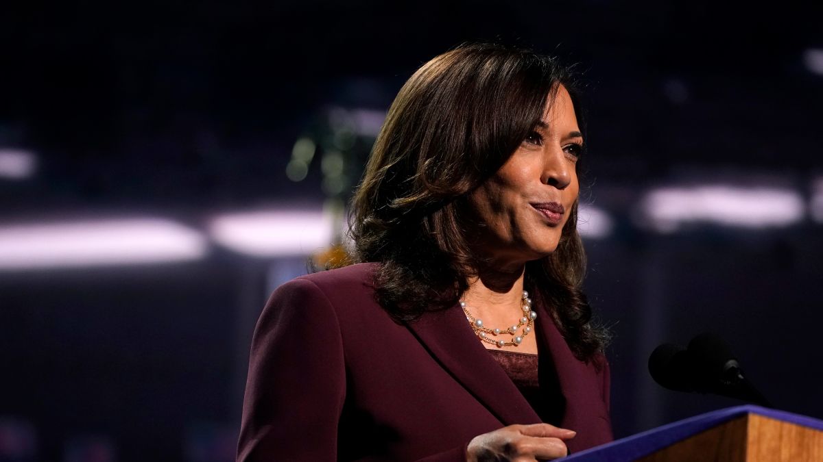 Harris bursts through another barrier, becoming the first female, first  Black and first South Asian vice president-elect | CNN Politics
