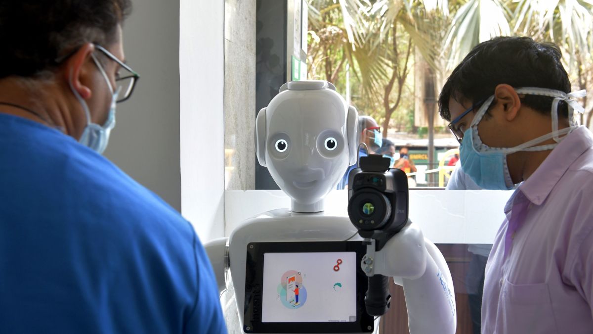 Mitra The Robot Is Helping India S Covid Patients Cnn