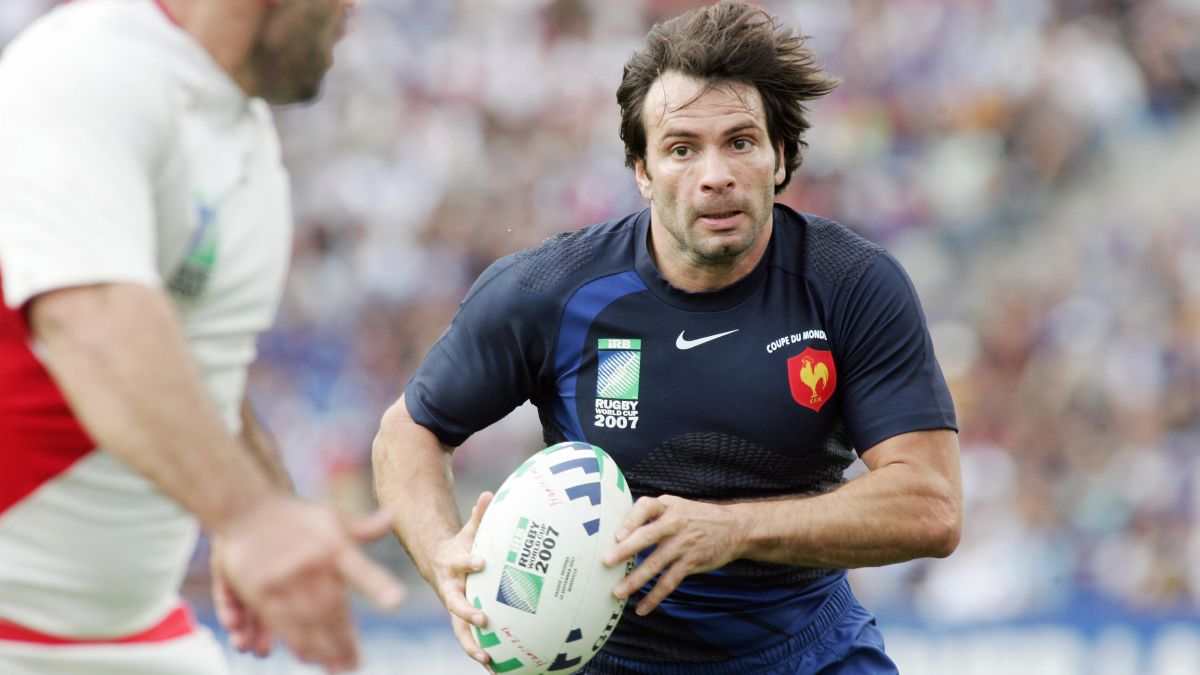 The epitome of French flair' - Dan Carter leads the tributes after sudden  death of Christophe Dominici (48)