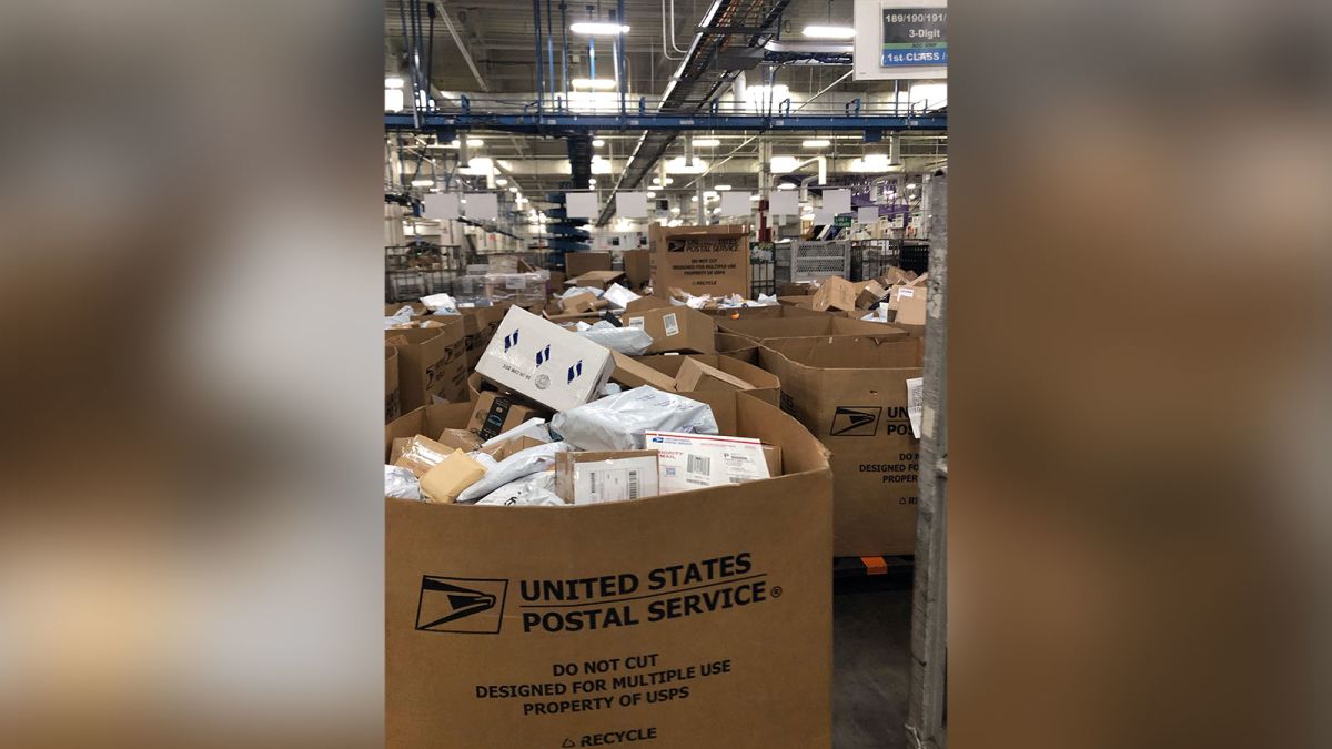 Teams Up With USPS to Offer Sunday Delivery