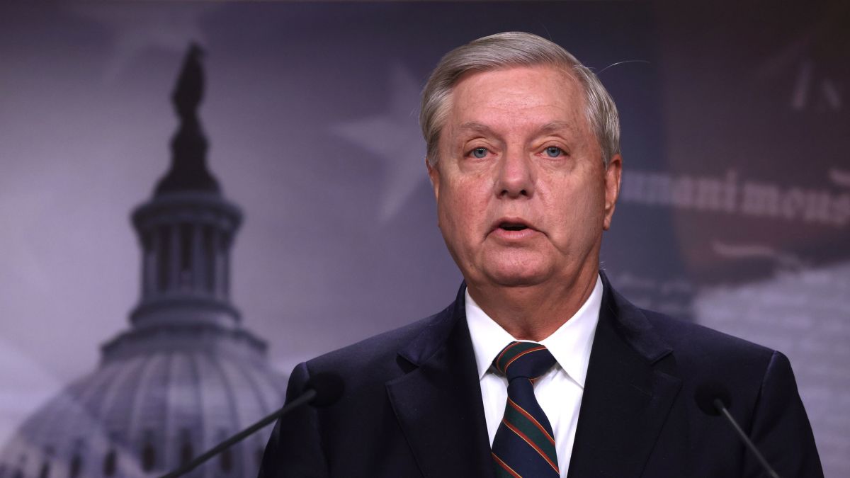 Lindsey Graham I M Worried About Gop S Chances In 22 Cnn Video