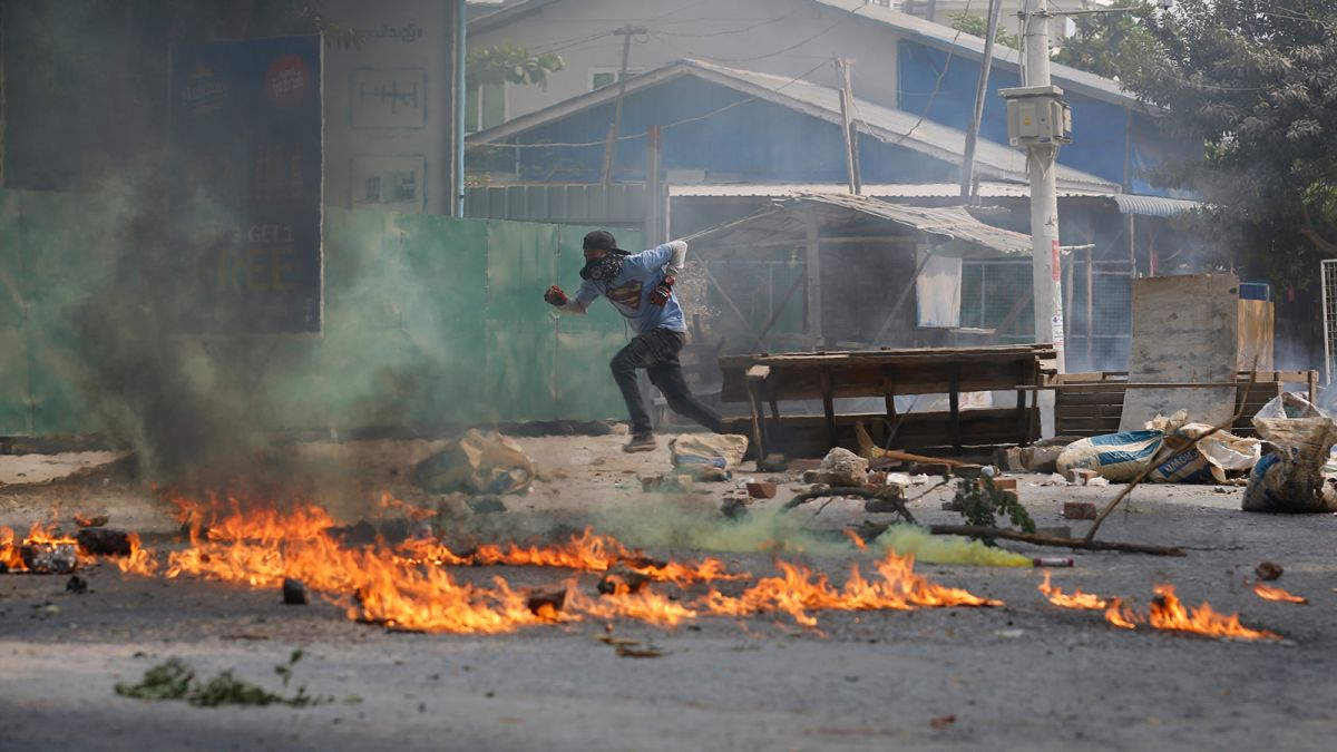 Myanmar Protesters Join Silent Strike After Soldiers Kill 7 Year Old Girl In Her Father S Arms Cnn