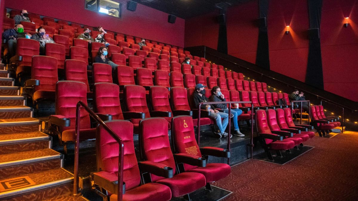 Theaters and Covid-19: Safety tips and guidelines - CNN