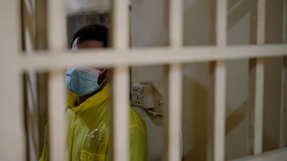 Crystal meth and Covid-19 Iraq battles two killer epidemics at once picture photo picture