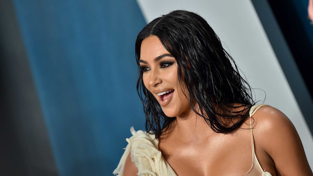 Kim Kardashian Keeping Up with the Kardashians 20.10 May 27, 2021