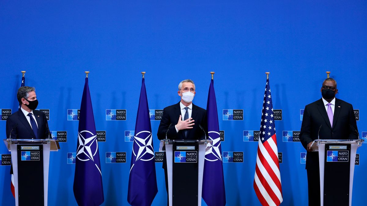 Ukraine Us And Other Nato Members Pledge Support While Walking Fine Line With Russia Cnnpolitics