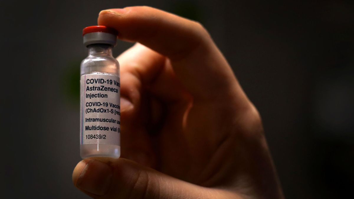 the us secured 1 billion doses of covid-19 vaccines. medical ethicists say it should share with other countries - cnn