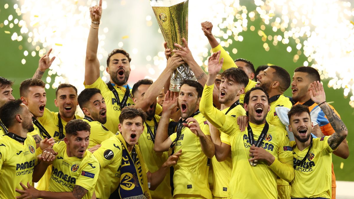Europa League final: Villarreal defeats Manchester United in dramatic  penalty shootout to win first major European trophy - CNN