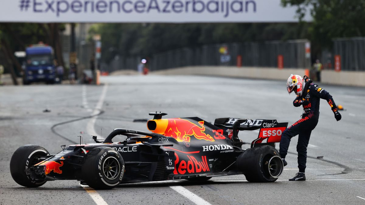 F1 Results Sergio Perez Claims Win At 21 Azerbaijan Grand Prix Cnn