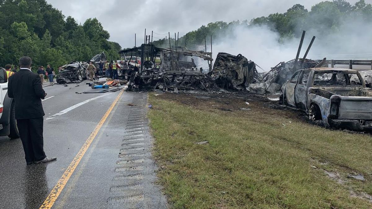 Nine children, one adult killed in interstate accident involving Alabama  Girls Ranch vehicle - CNN