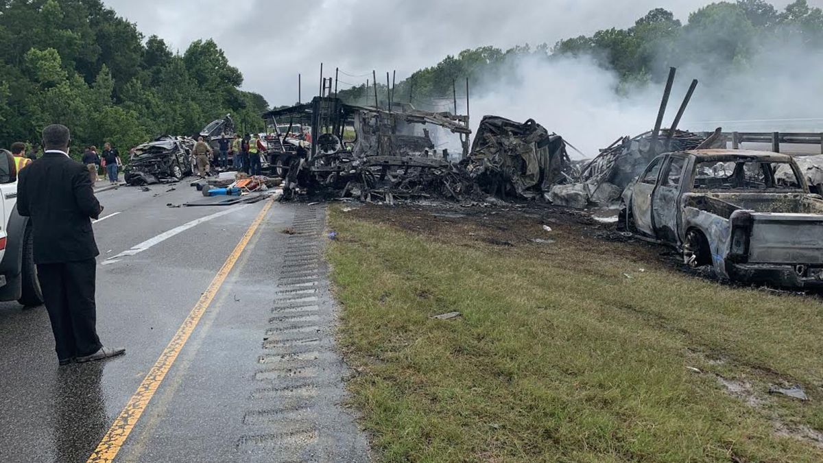 Nine children, one adult killed in interstate accident involving Alabama  Girls Ranch vehicle - CNN