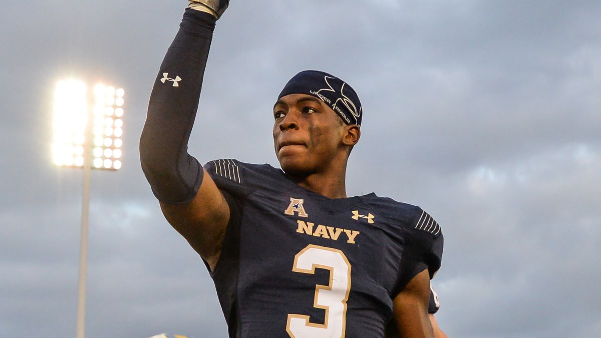 Navy denies football team captain's request to delay service and try to play  in the NFL - KESQ