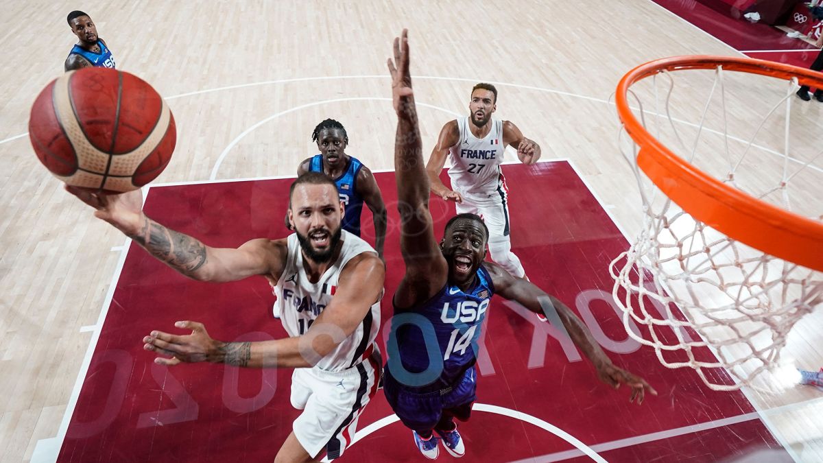Booker makes Team USA debut in 2021 Summer Olympics loss to France