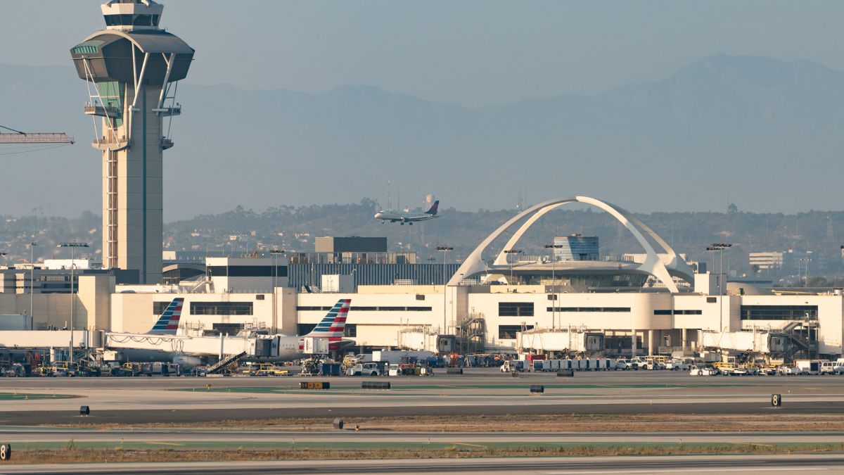 Jetpack man is back, adding to the flying mystery over LAX