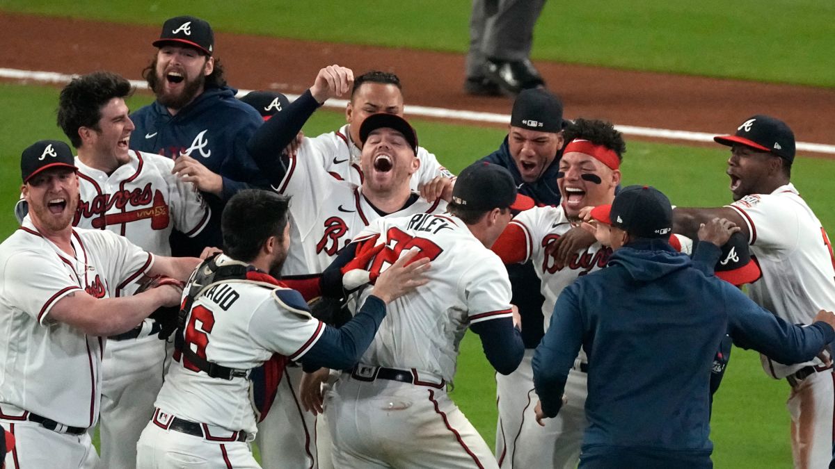 Atlanta Braves celebrate Georgia Football National Championship win