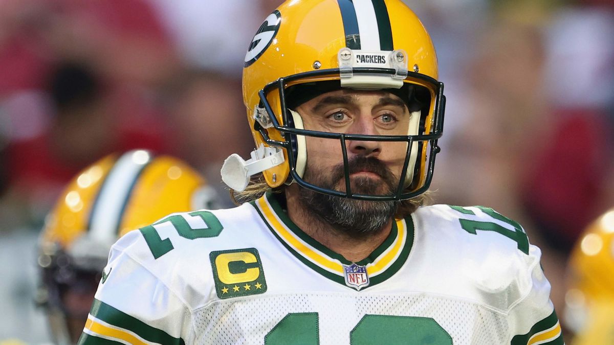 Green Bay, WI, USA. 15th Nov, 2020. Green Bay Packers quarterback Aaron  Rodgers #12 talks with the FOX Sports after the NFL Football game between  the Jacksonville Jaguars and the Green Bay